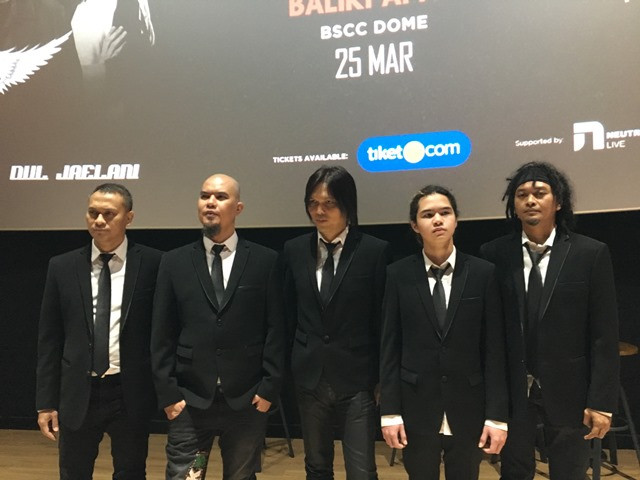 Bintang Lima, Cerita Cinta dan Konser Dewa 19