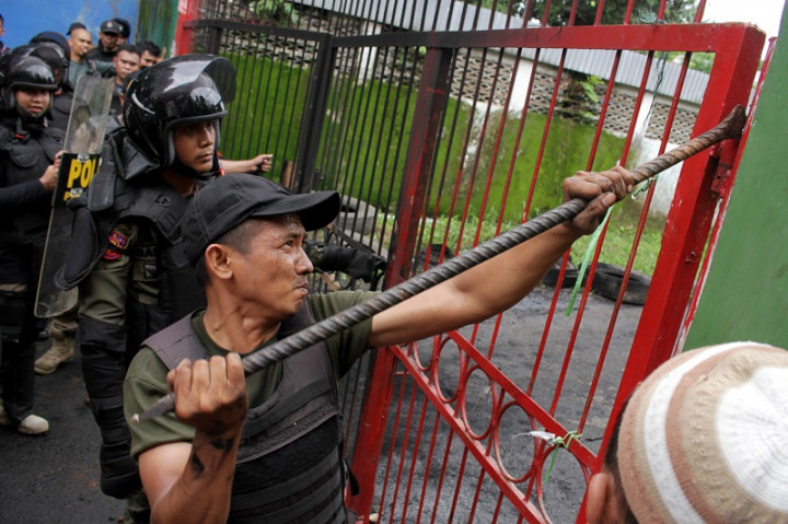 Gubernur Sulsel Tegaskan Stadion Mattoanging Milik Pemprov