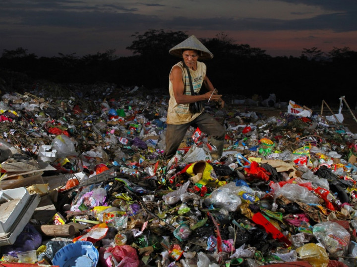 Larangan Kantong Plastik Diharap Tekan Volume Sampah Plastik