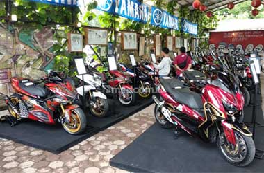 45 Motor Modifikasi Bertarung di CustoMaxi x Yamaha Heritage Built