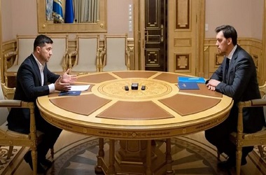 Presiden Zelenskiy Tolak Pengunduran Diri PM Ukraina