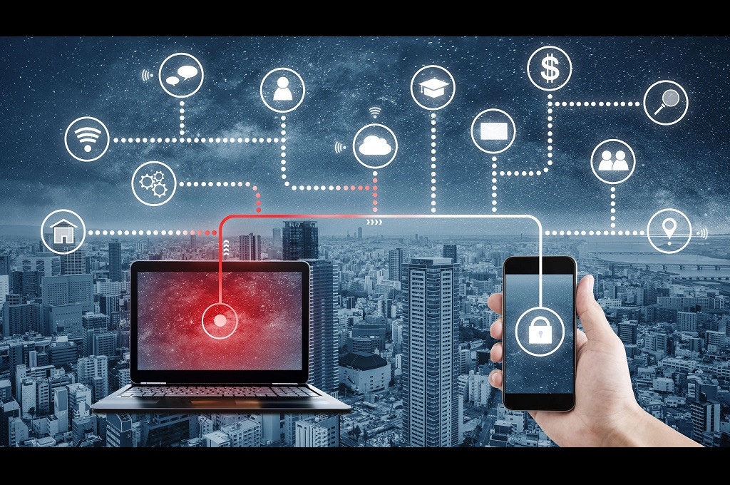 Wartawan senior Ilham Bintang alami pembobolan kartu SIM Indosat Ooredoo dan rekening bank.
