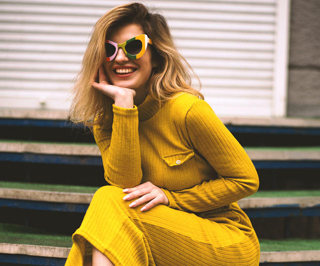 Saat ini, warna kuning atau lebih tren dengan sebutan mustard tengah menjadi warna favorit banyak orang. (Foto: Ilustrasi. Dok. Pexels.com)