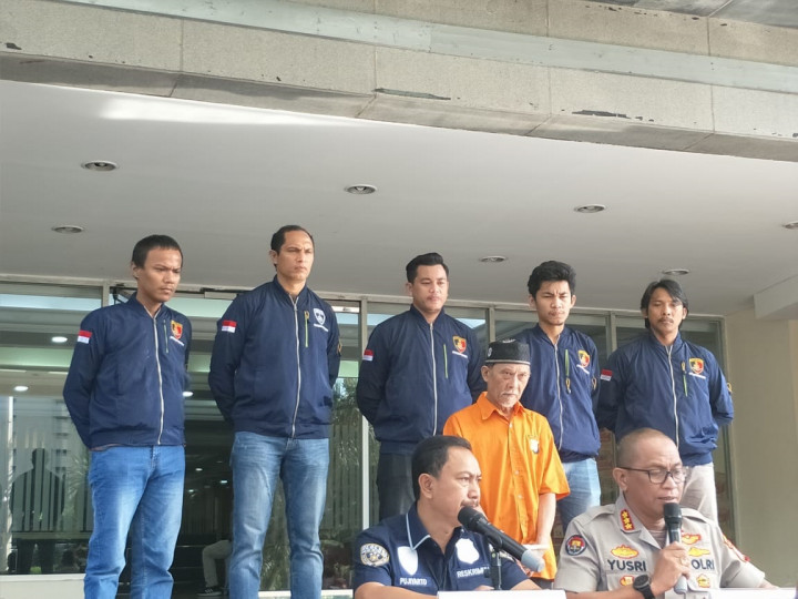 Pemasang Spanduk Rasisme di Cililitan Ditangkap