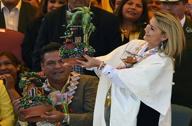 Presiden Bolivia Minta Semua Menterinya Mengundurkan Diri