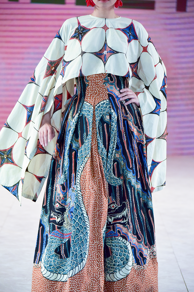 'Satriya' dalam Balutan Allets by Stella Lewis