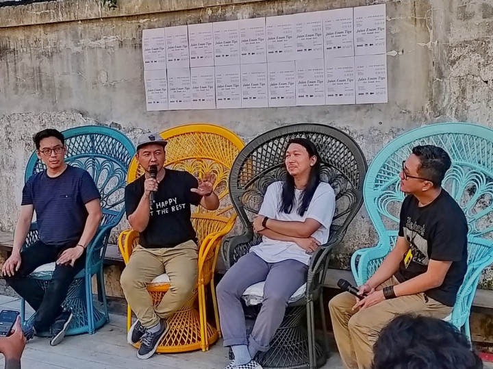 Nuansa Berbeda di Album Baru Efek Rumah Kaca