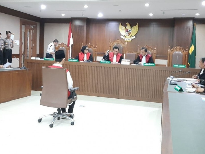 Lutfi Pembawa Bendera Dituntut Empat Bulan Bui