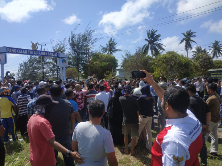 Warga di Natuna Tolak Karantina Ratusan WNI dari Tiongkok