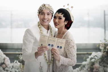 Alasan Isyana Menikah di Bandung