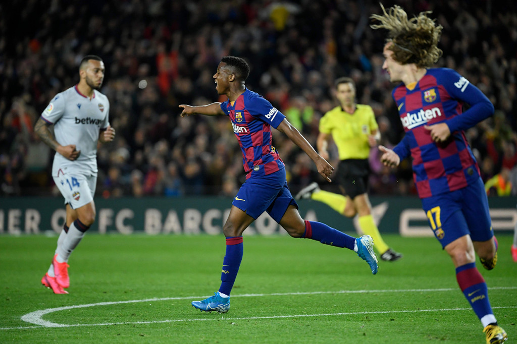 Brace Ansu Fati Bawa Barcelona Tekuk Levante