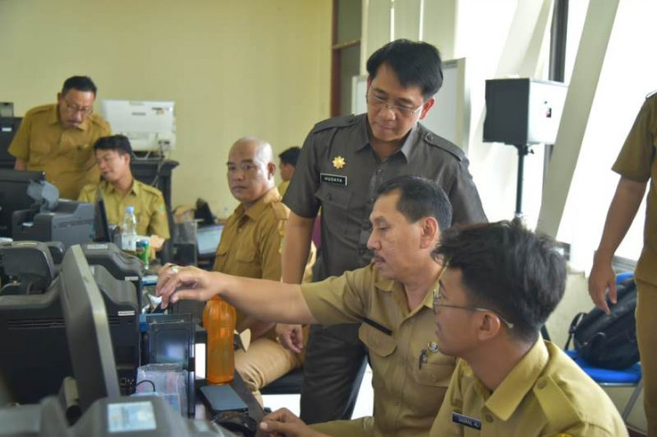 Pemkab Bekasi Cetak Massal KTP-el