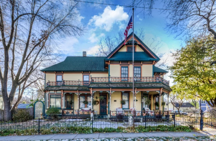 Rumah Ratusan Tahun Dijual Rp5,8 Miliar