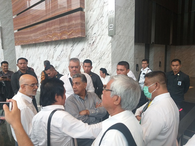 Nasabah Jiwasraya Kesal Dibatasi Bertemu OJK