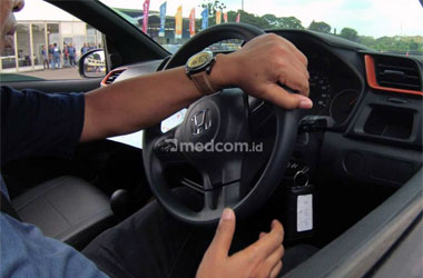 Mengenal Istilah Body Roll Mobil