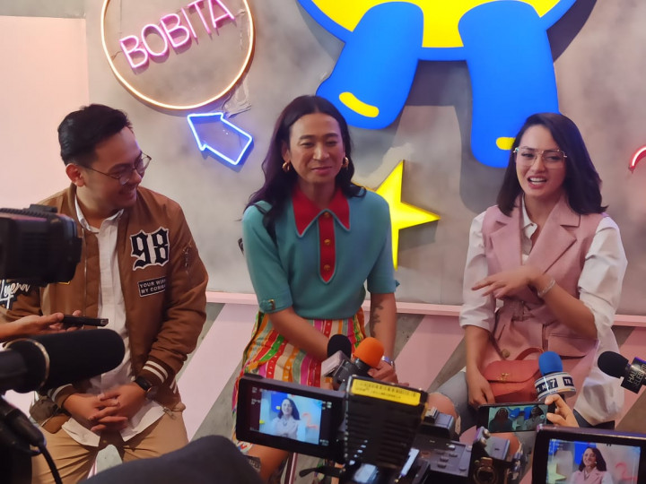 Jovi Adhiguna dan Ririn Ekawati Bisnis Minuman Kekinian