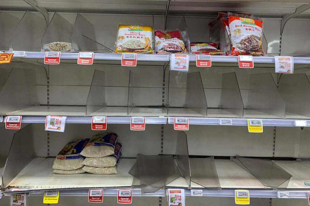 Peringatan Korona di Singapura Jadi 'Oranye', Warga Borong Sembako