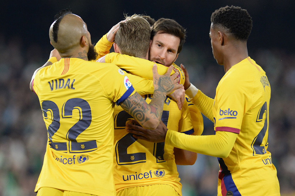 Barcelona Kalahkan Betis 3-2