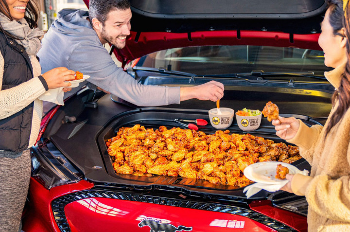 Ford Mustang Mach E Bertenaga Ayam Goreng