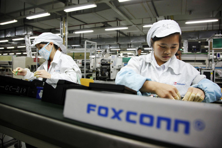 Akibat Virus Korona, Foxconn Bakal Produksi iPhone di India?