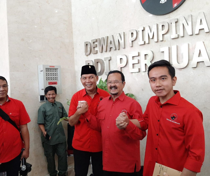 Purnomo-Teguh Tak Ciut Hadapi Gibran