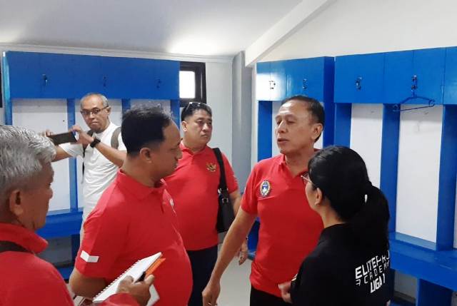 Sudut Stadion Mandala Krida Disiapkan untuk VAR