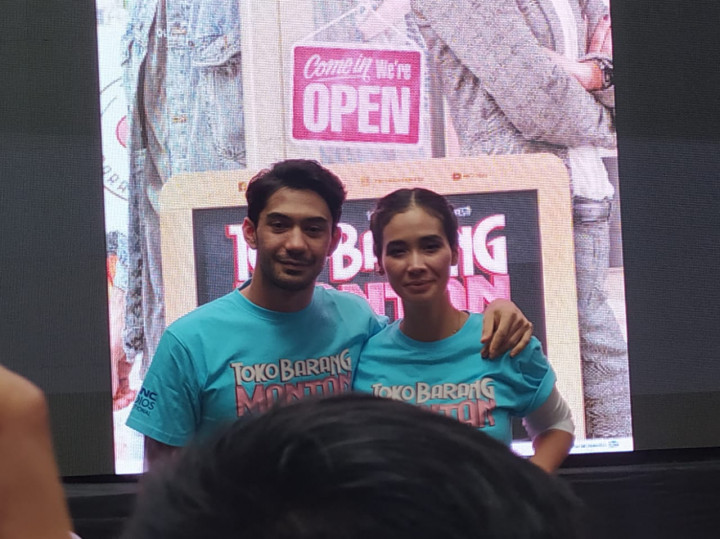 Reza Rahadian dan Marsha Timothy Sejak Awal Dipercaya Bintangi Toko Barang Mantan