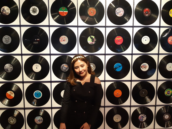 Prilly Latuconsina Bikin Singel Baru Bareng DJ Brasil