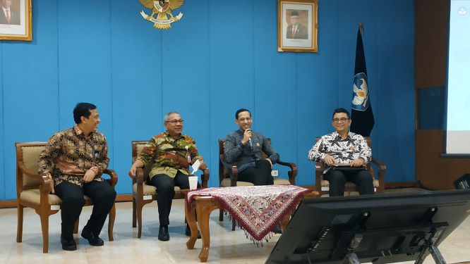 Nadiem Bantah Kebijakannya Bertentangan dengan KemenPAN-RB
