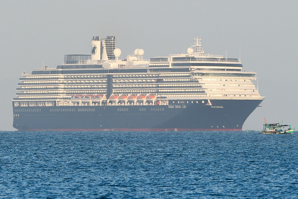 Ditolak 5 Negara, Kapal Pesiar Westerdam Berlabuh di Kamboja