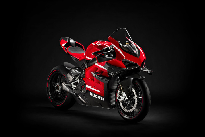 Rocket Kencang Itu Bernama Ducati Superleggera V4