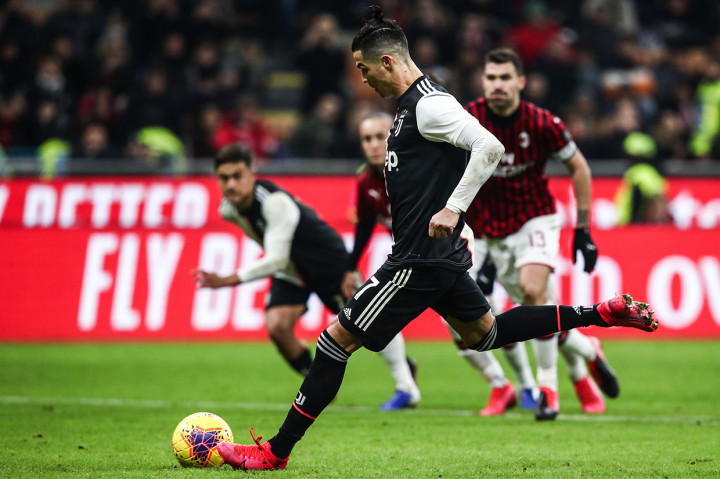Penalti Ronaldo Gagalkan Kemenangan Milan Atas Juve