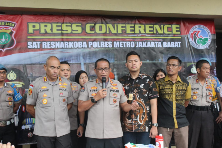 Pemasok Narkoba Lucinta Luna Mengelabui Dokter