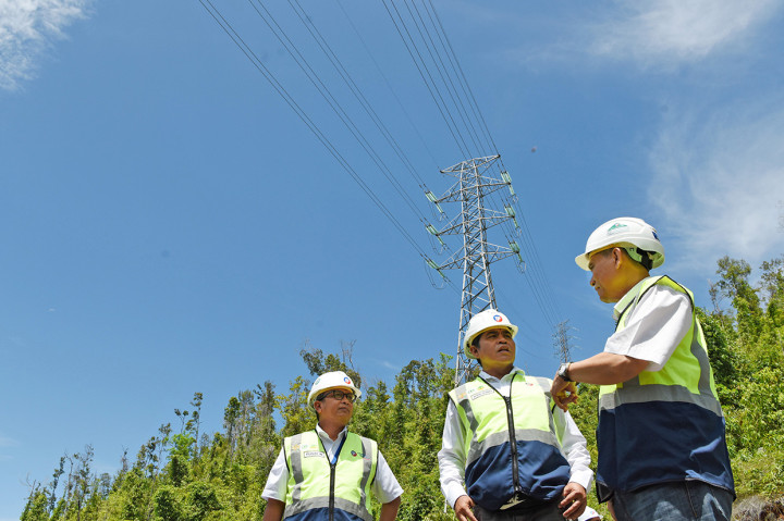 Rekadaya Elektrika Selesaikan Transmisi Line Malili-Lasusua Sepanjang 32,37 Km