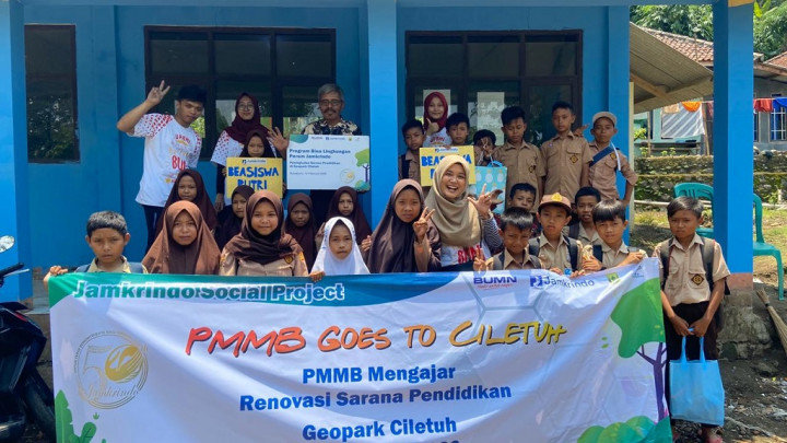 Masyarakat Diajak Kurangi Sampah Plastik