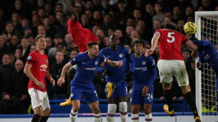 Manchester United Curi Poin di Stamford Bridge