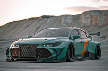Tampilan Beringas Toyota Avalon dengan Wide Body Kit
