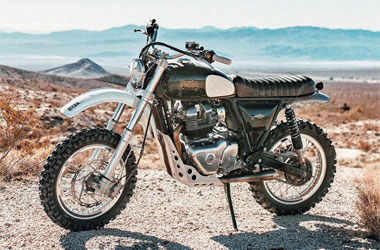 Royal Enfield Interceptor 650 Khusus Padang Pasir