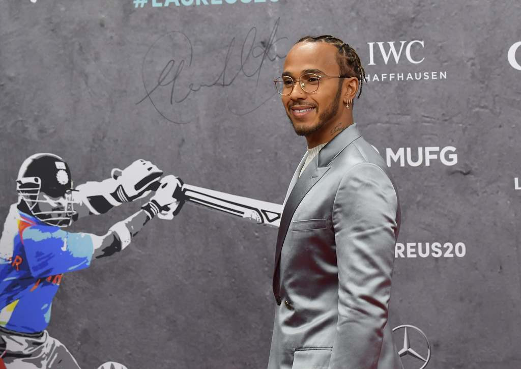 Lewis Hamilton saat menghadiri malam anugerah Laureus World Sportsman of the Year. (Tobias SCHWARZ / AFP)