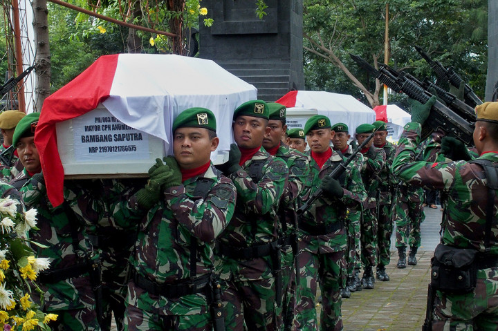 4 Korban Helikopter Mi-17 Dimakamkan di TMP Giri Tunggal Semarang