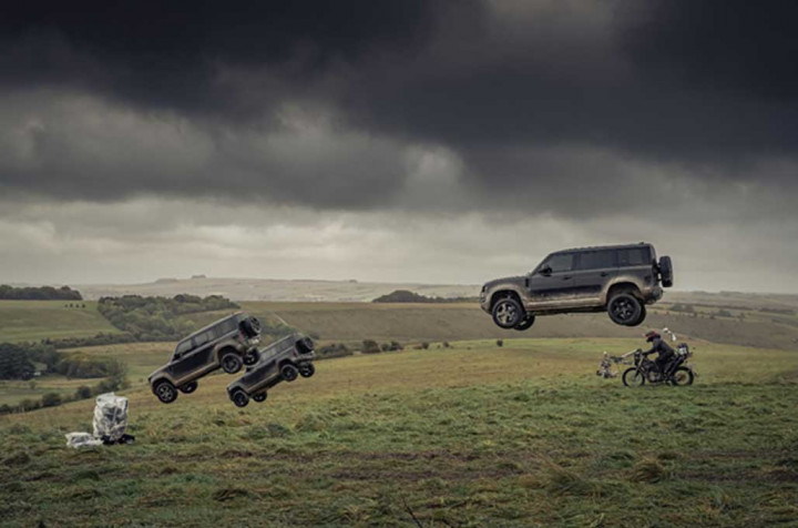 Sekuel James Bond Terbaru, 'Siksa' Land Rover Devender