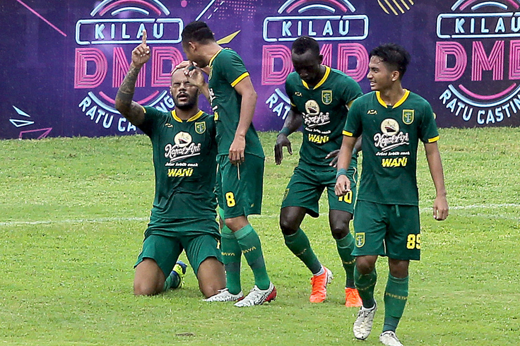 Persebaya Tantang Persija di Final Piala Gubernur Jatim