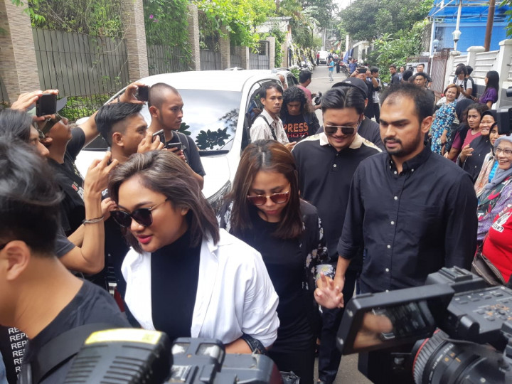 Rizky Febian Berharap BCL Tak Larut dalam Kesedihan