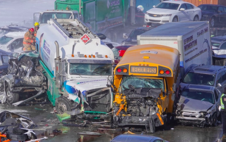 200 Kendaraan Terlibat Tabrakan Akibat Salju di Kanada