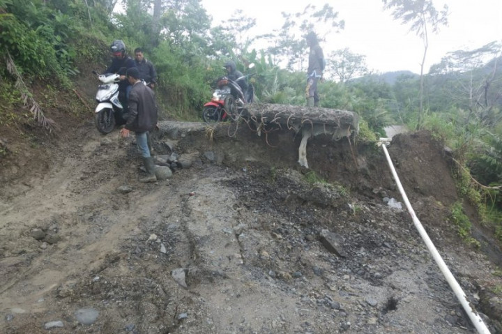 Warga Banjarnegara Diimbau Waspada Pergerakan Tanah