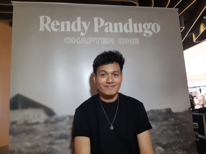 Mini Album Chapter One Jadi Karya Tergelap Rendy Pandugo