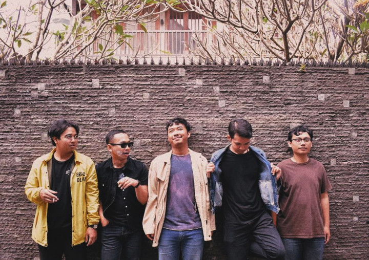 Porthlash Band Asal Malang Rilis Singel Debut Senandung Terang