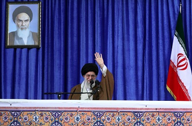 Ali Khamenei Sebut Korona Digunakan untuk Ganggu Pemilu Iran