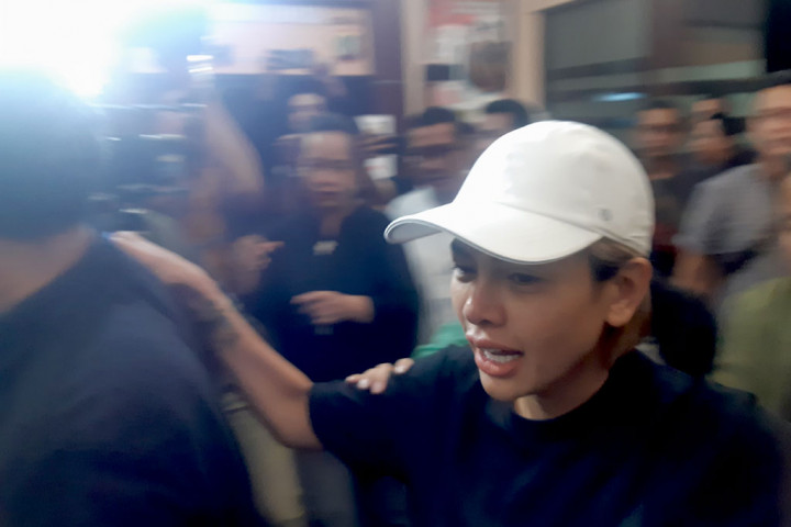 Nikita Mirzani Didakwa Hari Ini