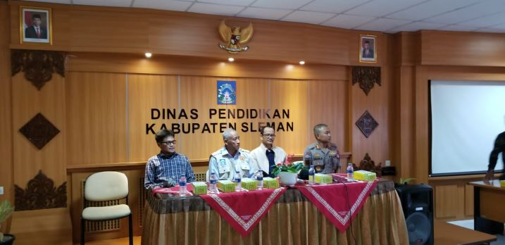 Nadiem Instruksikan Investigasi Kasus Susur Sungai SMPN I Turi